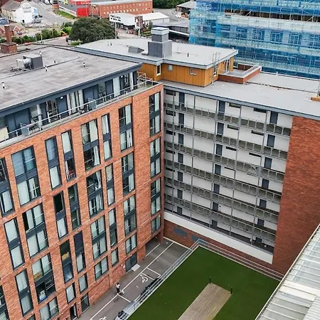 Maxstays - Cozy Leeds Centre 2 Bed - Steps From First Direct Arena - Free Parking Apartment Leeds (West Yorkshire)