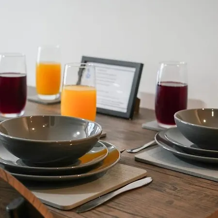 Apartment Maxstays - Cozy Leeds Centre 2 Bed - Steps From First Direct Arena - Free Parking Leeds (West Yorkshire)