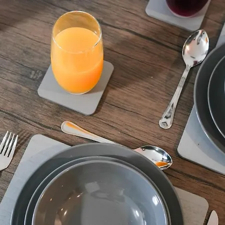 Apartment Maxstays - Cozy Leeds Centre 2 Bed - Steps From First Direct Arena - Free Parking